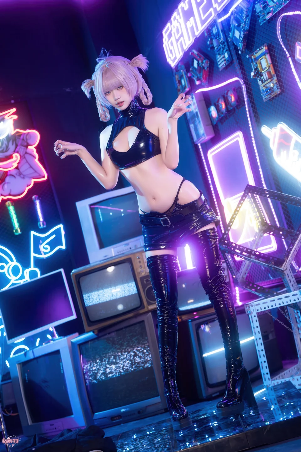 柒柒要乖哦_No_070_彻夜之歌_常服七草荠_41P_389MB tg@simisebaisi 【丝足阁】020.webp